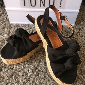 NWOT Wedges made in Mexico